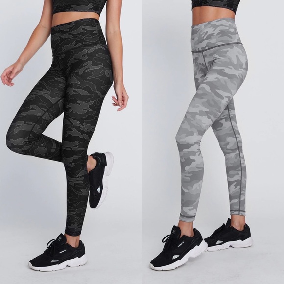3 for $15 WITH Wear It To Heart Line Camo High Rise Reversible Leggings - Picture 1 of 7
